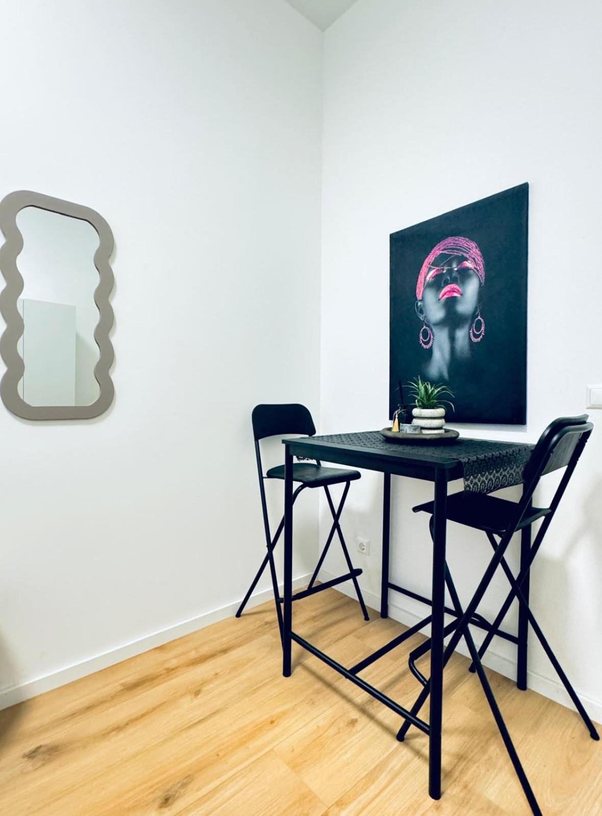 4br Shared With View Only 7- Min To Westbahnhof Apartment Wien